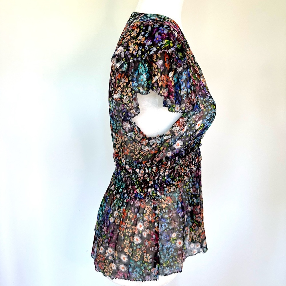 Saylor NYC Floral Ruffle Top - Picture 4 of 9